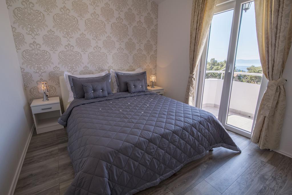 Villa Petra Apartment With Private Pool Makarska Exteriör bild