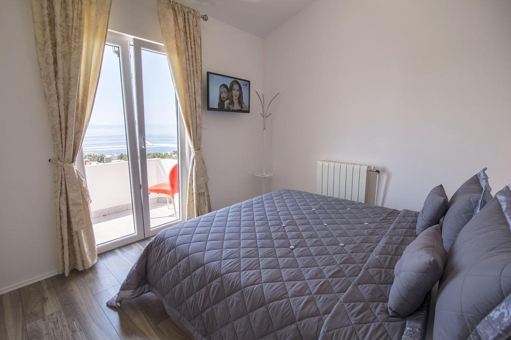 Villa Petra Apartment With Private Pool Makarska Exteriör bild